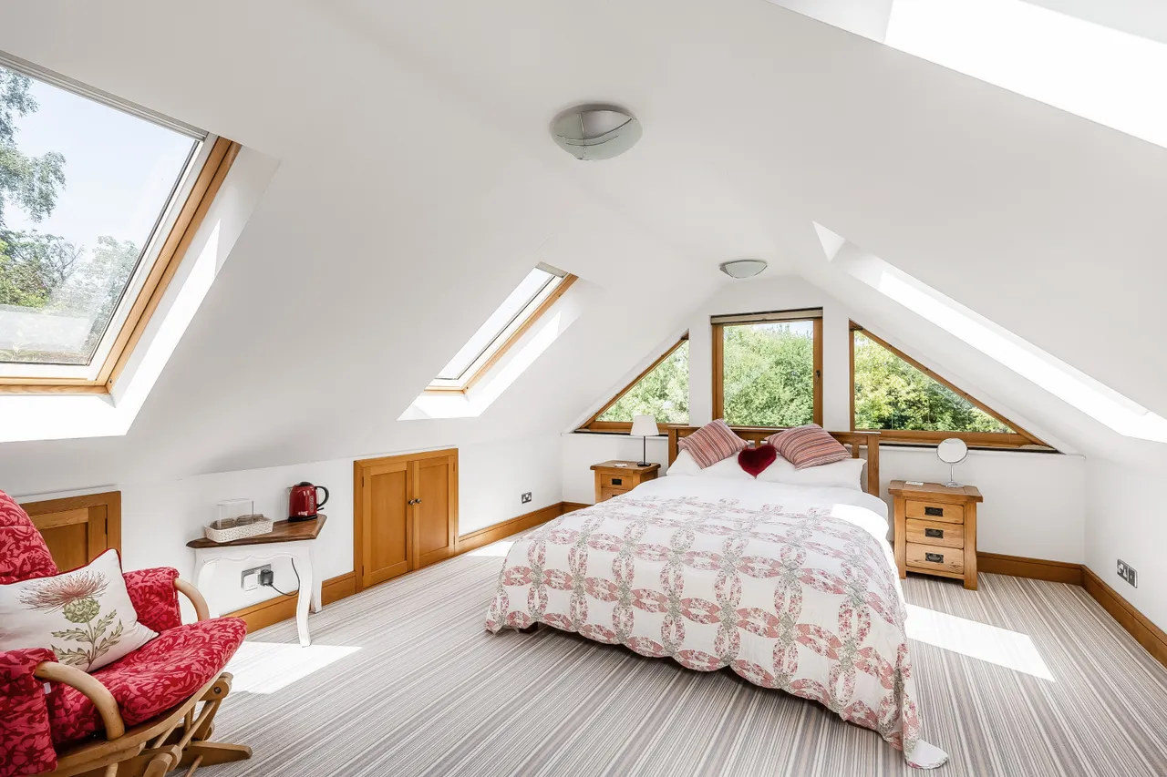 Pikes Lane, Crowhurst, RH7, photo 25