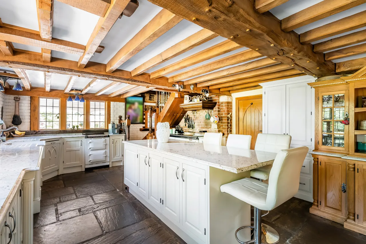 Pikes Lane, Crowhurst, RH7, photo 2