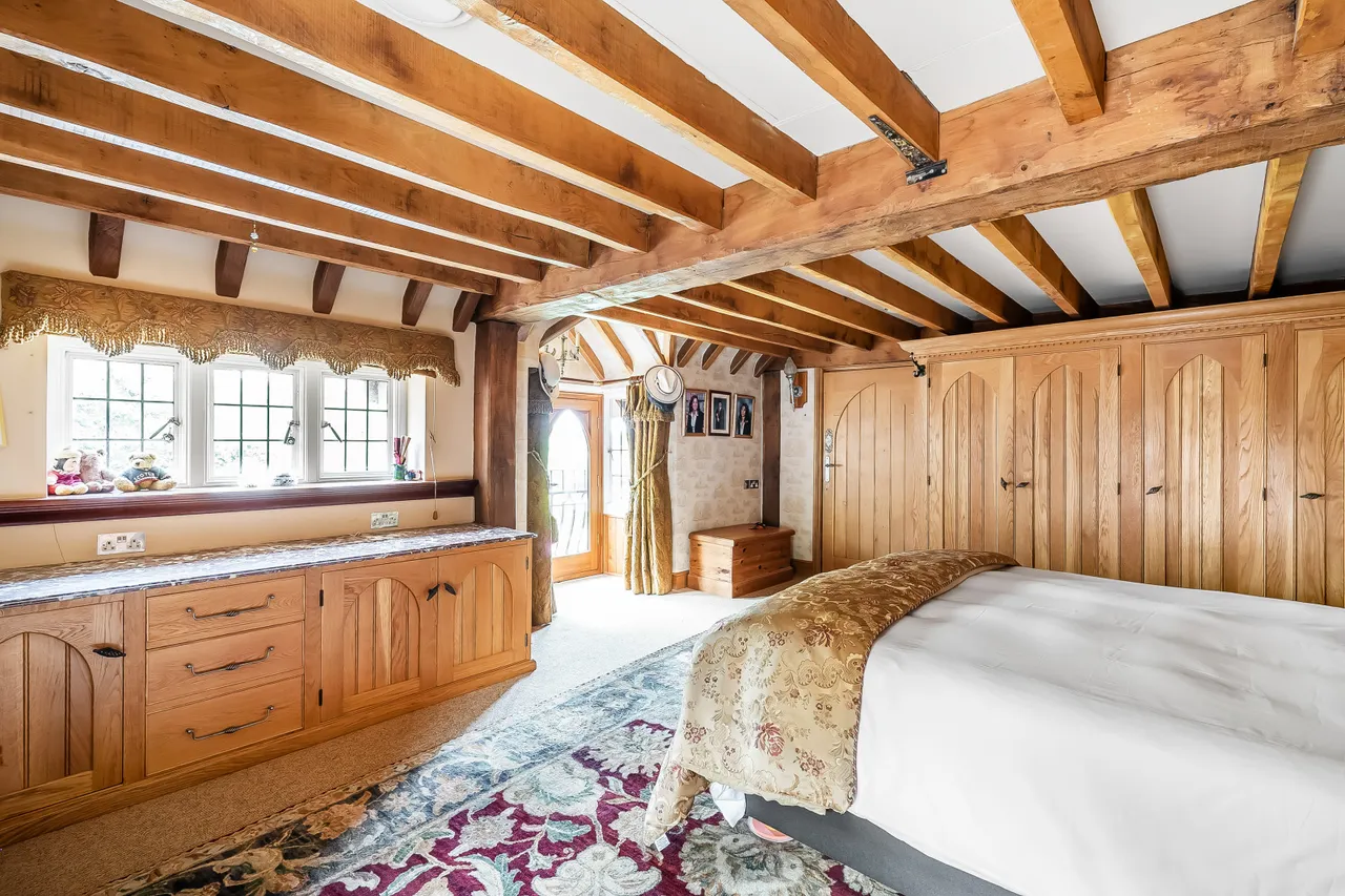Pikes Lane, Crowhurst, RH7, photo 14