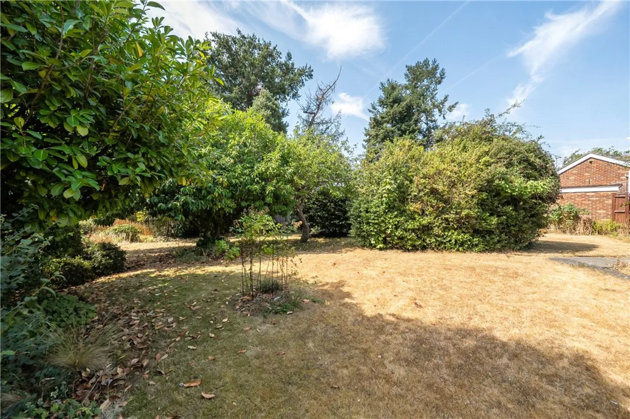 Cupernham Close, Romsey, SO51, photo 13