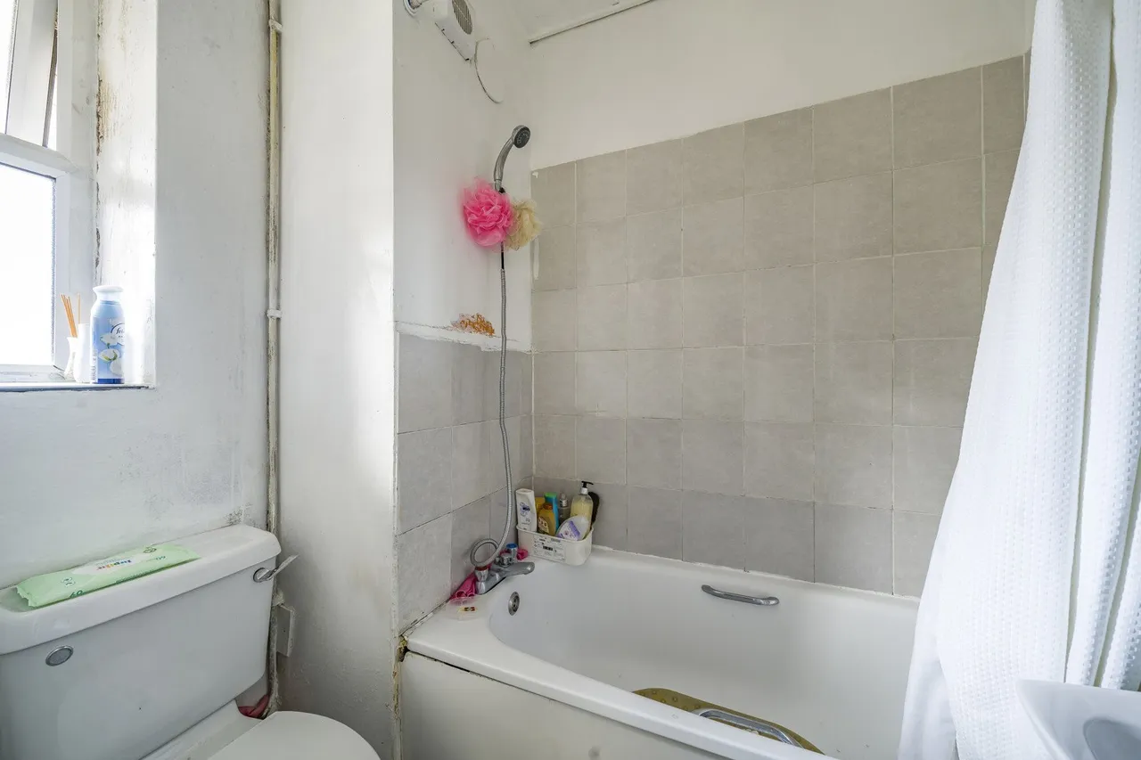Peckham Road, SE5, photo 8