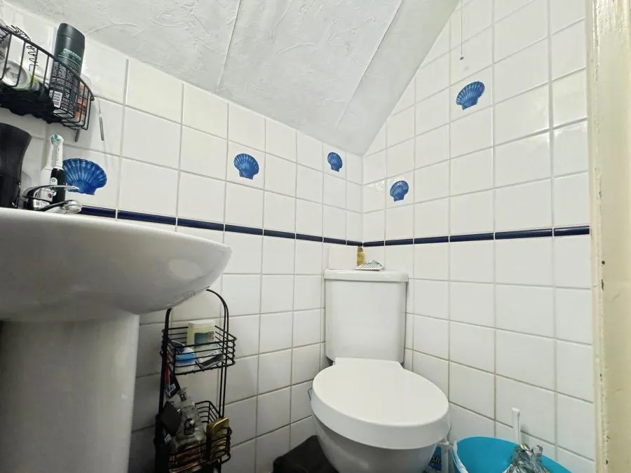 Wayside, High Wycombe, HP13, photo 12