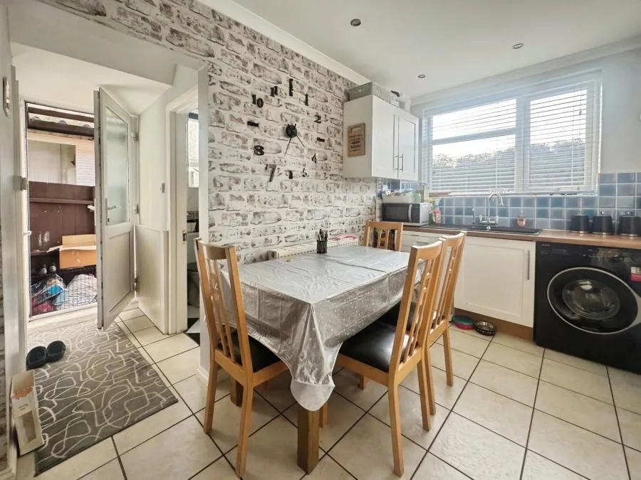 Wayside, High Wycombe, HP13, photo 6