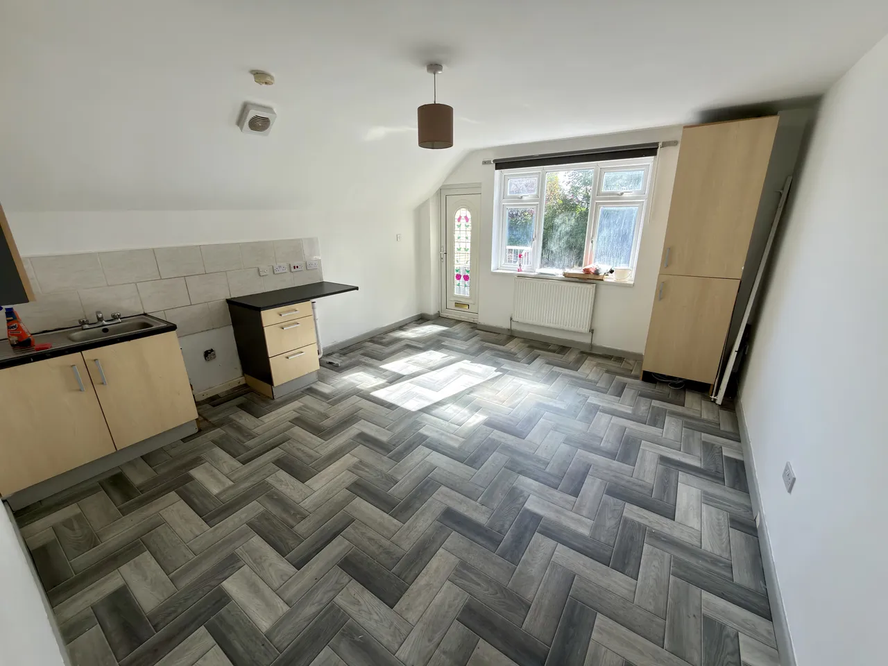 Lower Prestwood Road, WOLVERHAMPTON, photo 3