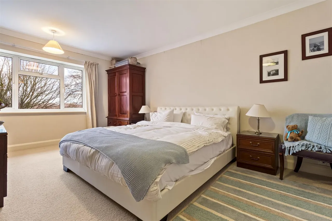West Park Lane, Goring-By-Sea, Worthing, photo 25