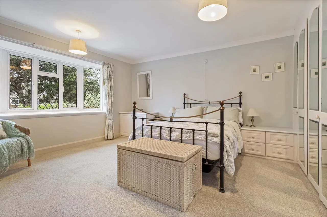 West Park Lane, Goring-By-Sea, Worthing, photo 15