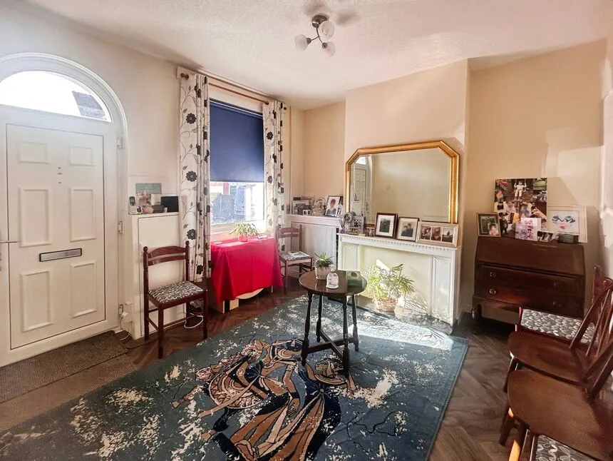 Milton Road, Wolverhampton, WV10, photo 2