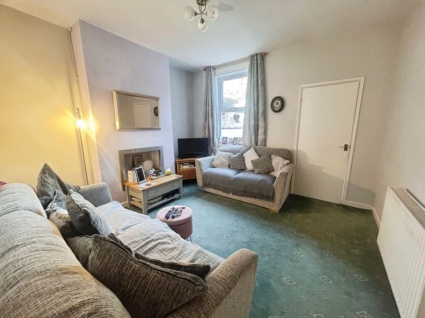 Milton Road, Wolverhampton, WV10, photo 3