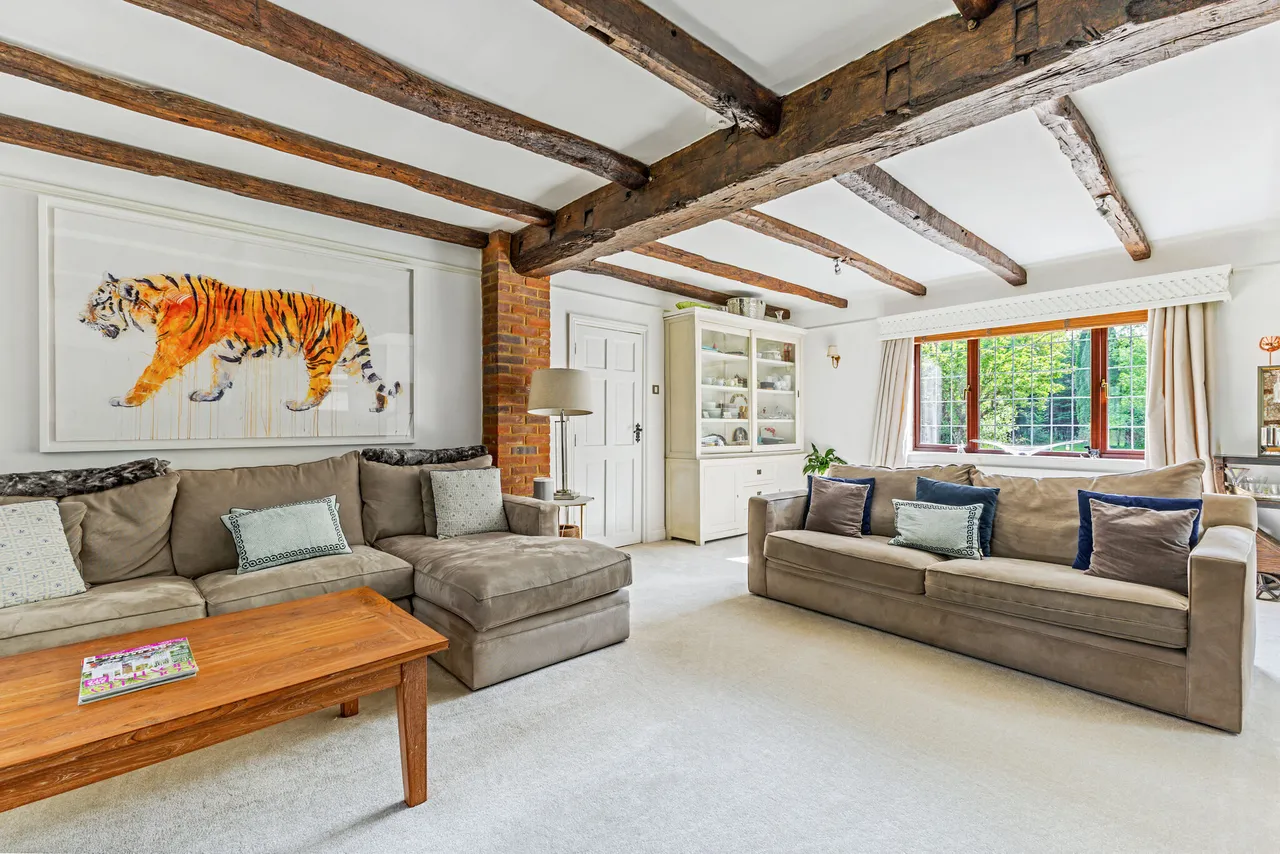 Chalky Lane, Dogmersfield, RG27, photo 7
