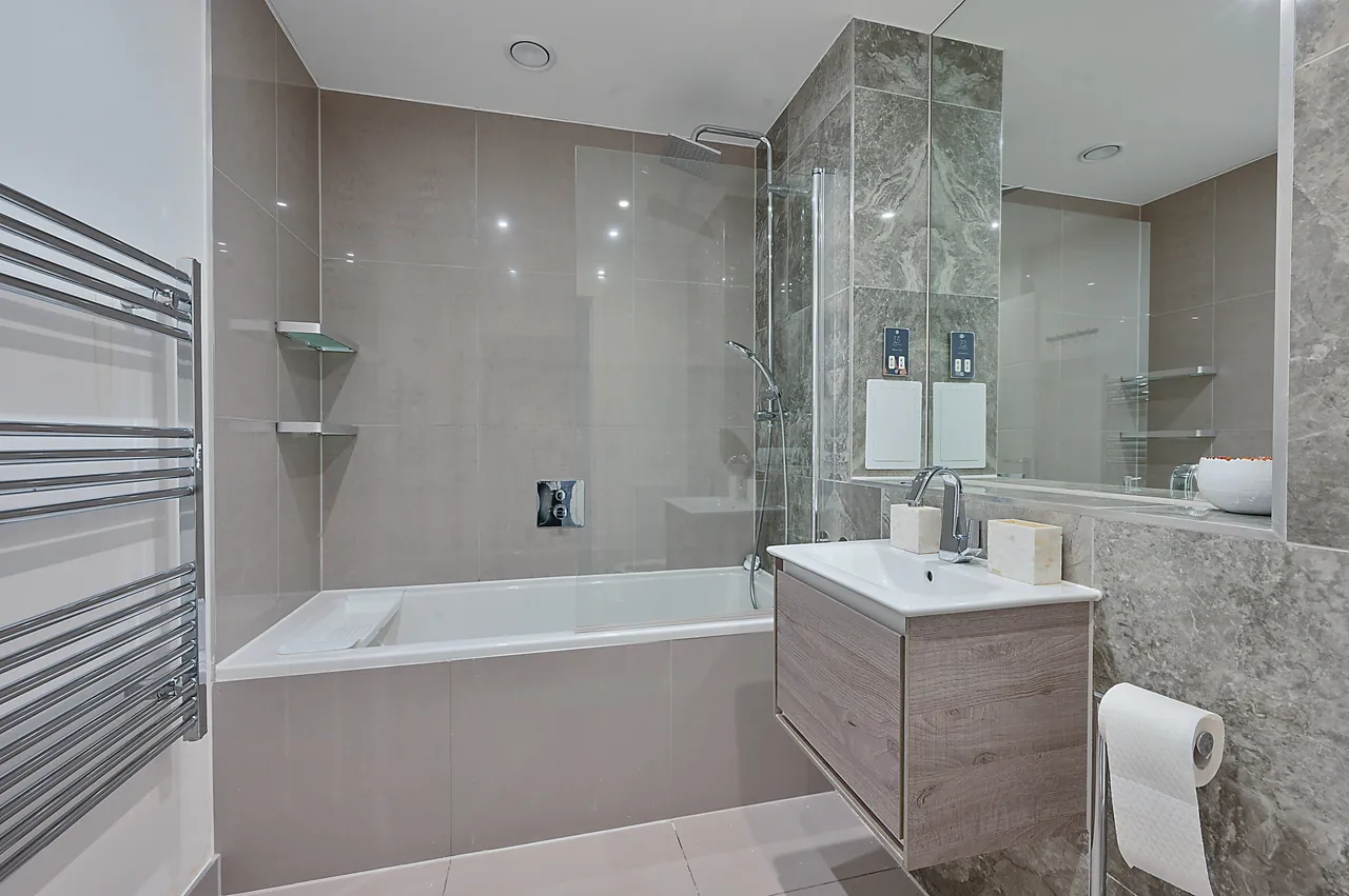 Flat 75, New Malden House, photo 7