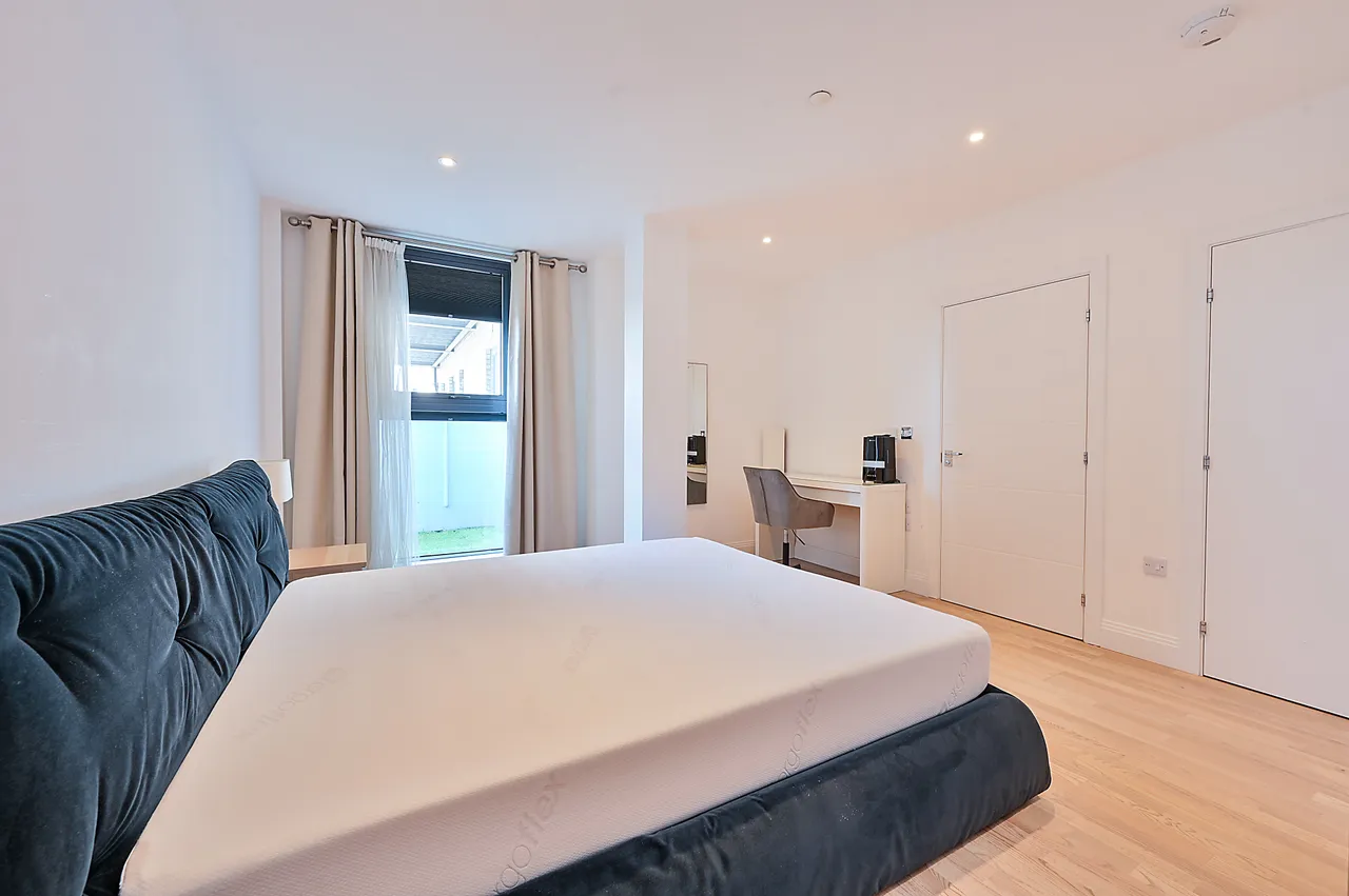 Flat 75, New Malden House, photo 6