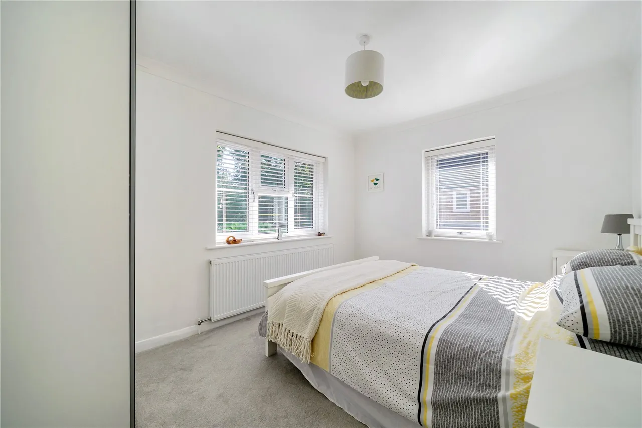 Parkway, Camberley, GU15, photo 9
