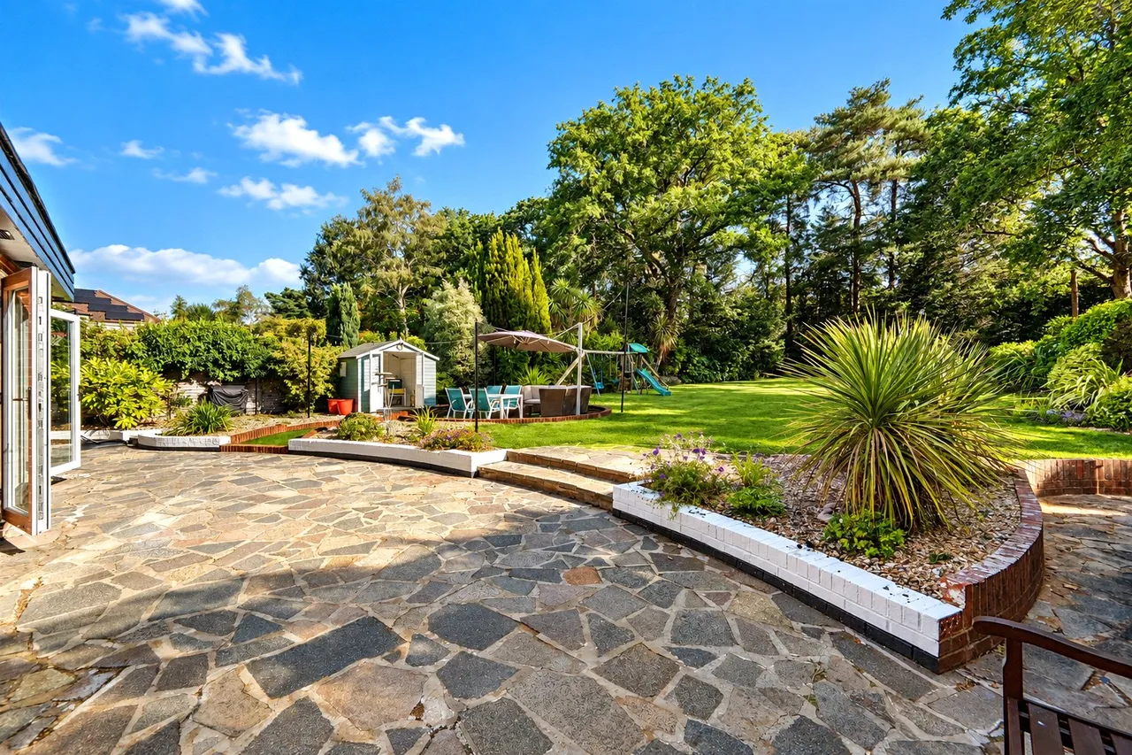 Parkway, Camberley, GU15, photo 17