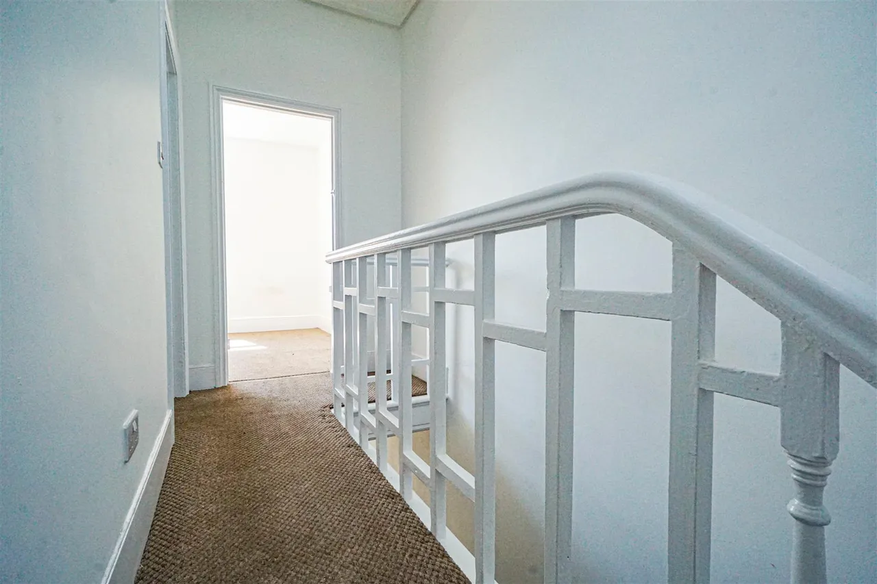 Calvert Road, Hastings, photo 12