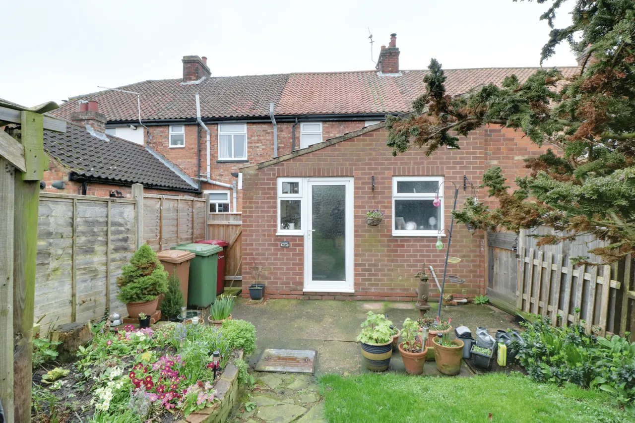 The Square, Goxhill, DN19, photo 13