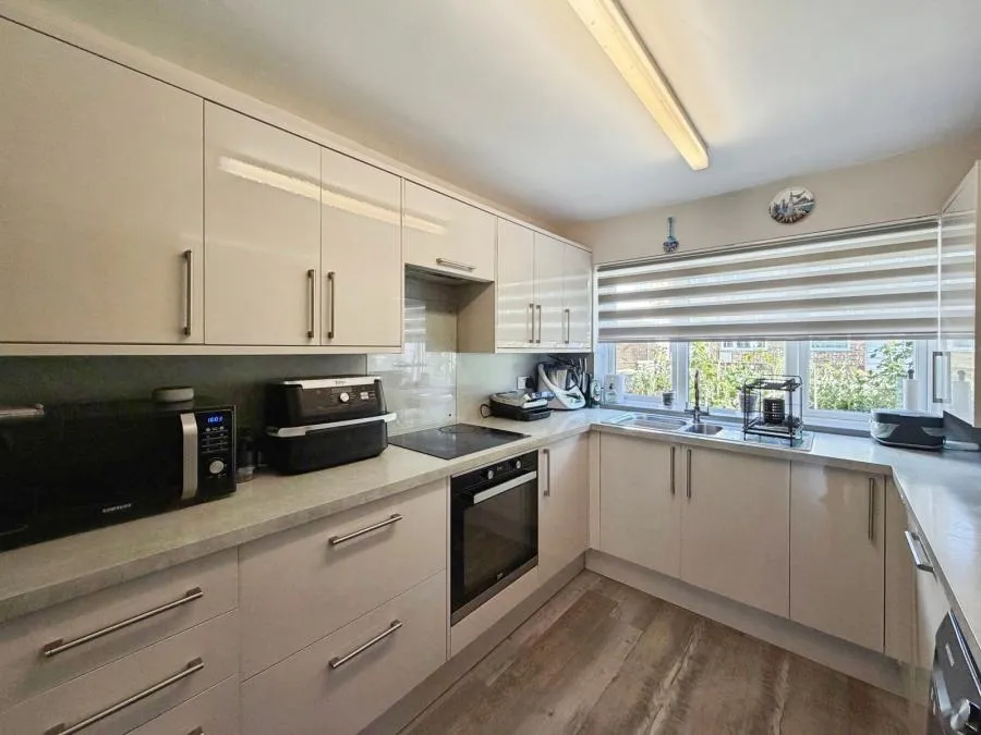 Vandyke, Bracknell, RG12, photo 8
