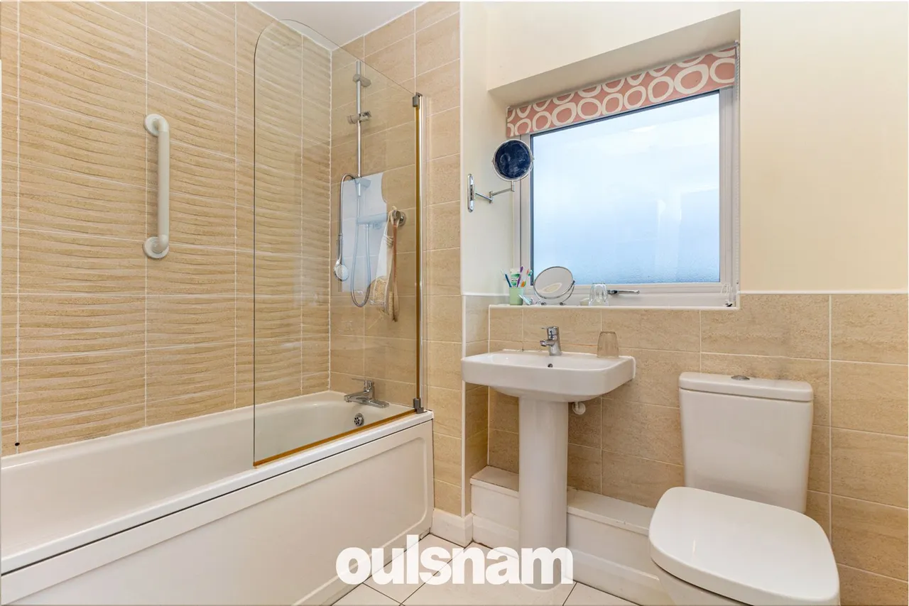 Cromwell Lane, Northfield, Birmingham, B31 1AT, photo 6