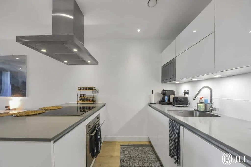 Forrester Way, London, E15, photo 6