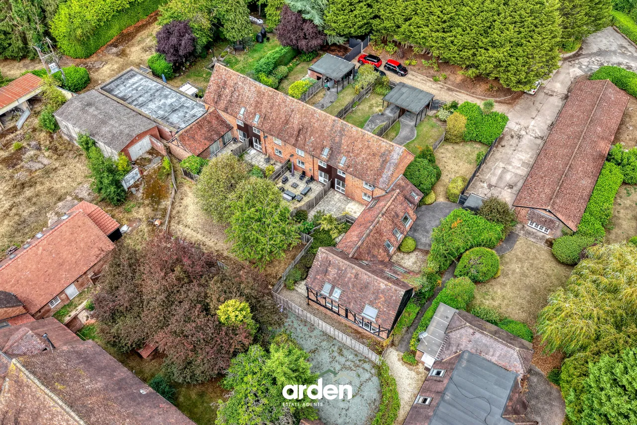 3 bed barn conversion for sale, Newhouse Lane, Upton Warren, B61