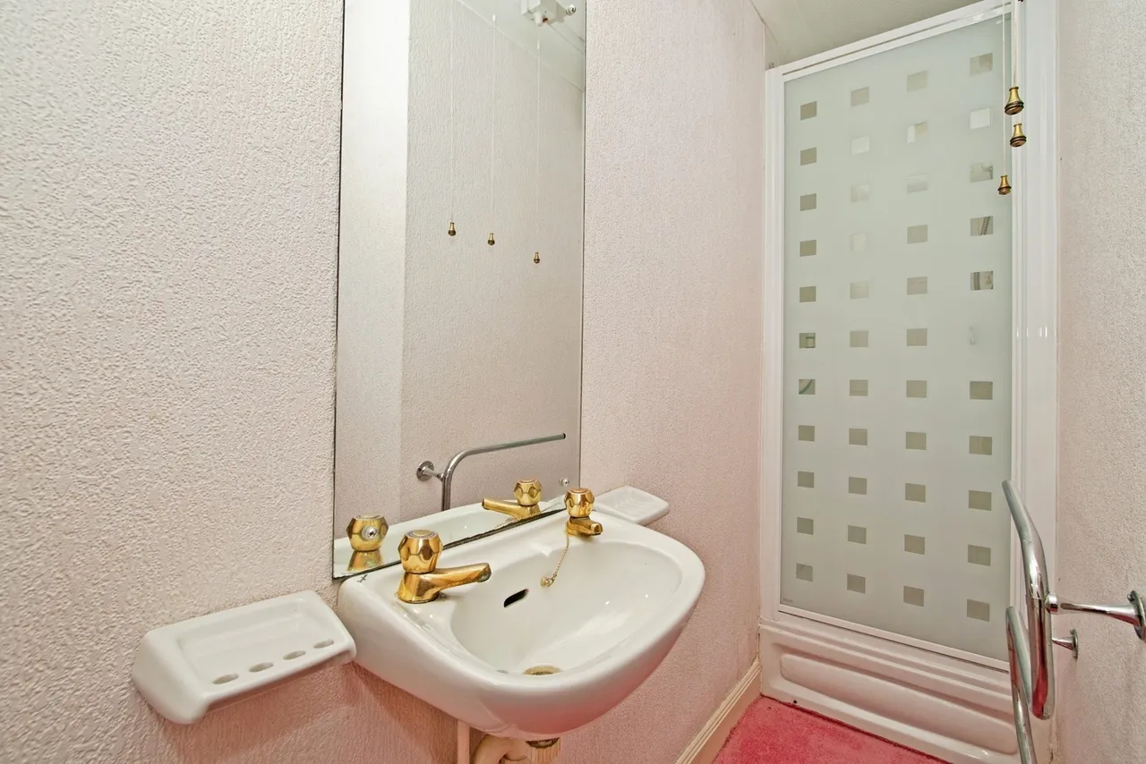 Cogos Park, Falmouth, TR11, photo 10