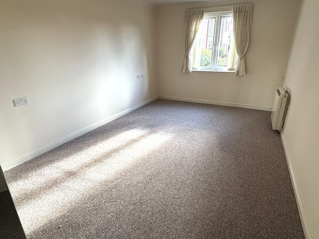 Hazel Grove, Stockport, SK7, photo 12