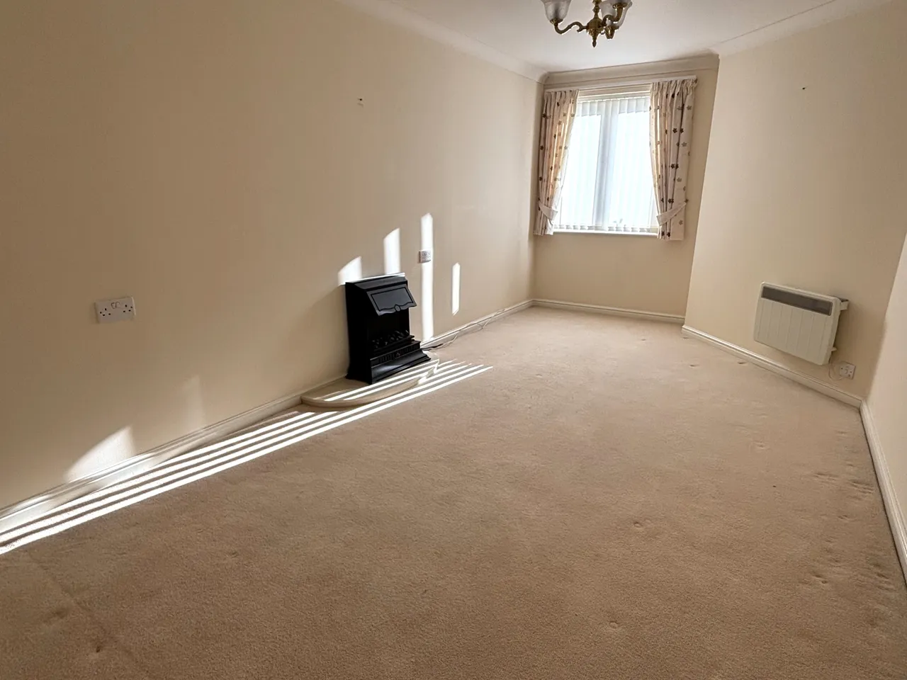 Hazel Grove, Stockport, SK7, photo 11