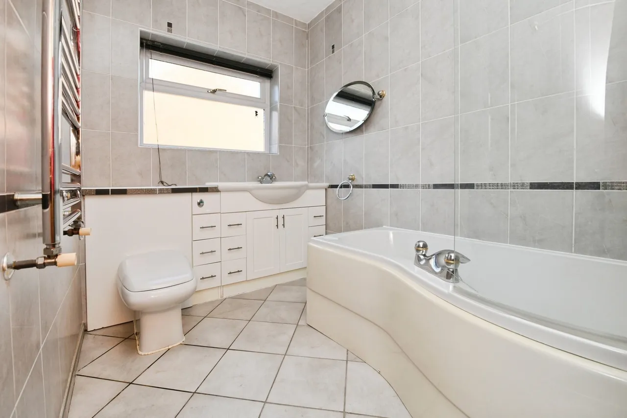 Beveland Road, Canvey Island, Essex, SS8, photo 15