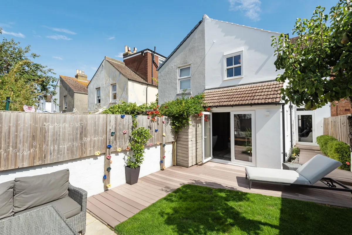 Park Road, BN11, photo 13