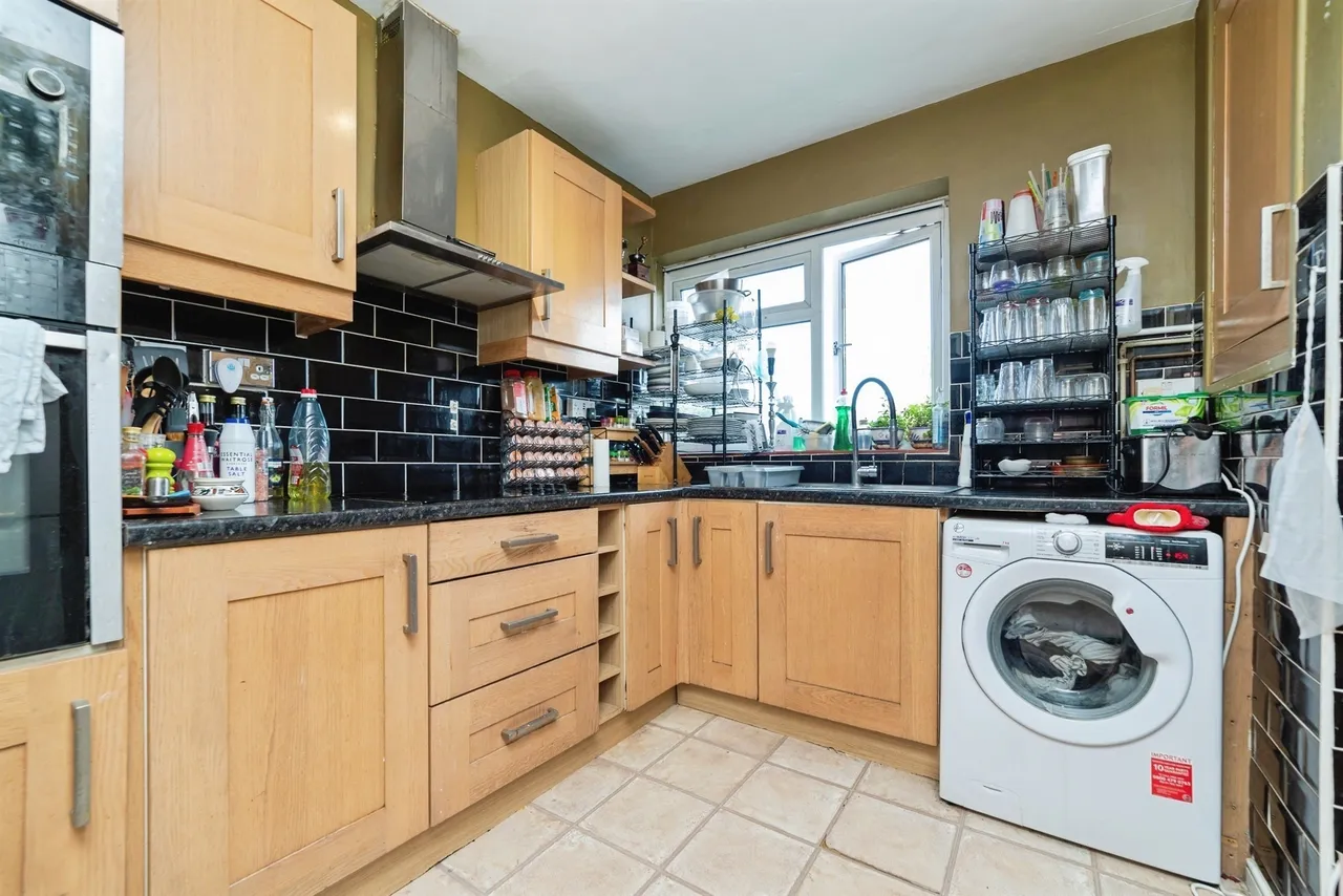Hutton Close, Hertford, SG14, photo 6