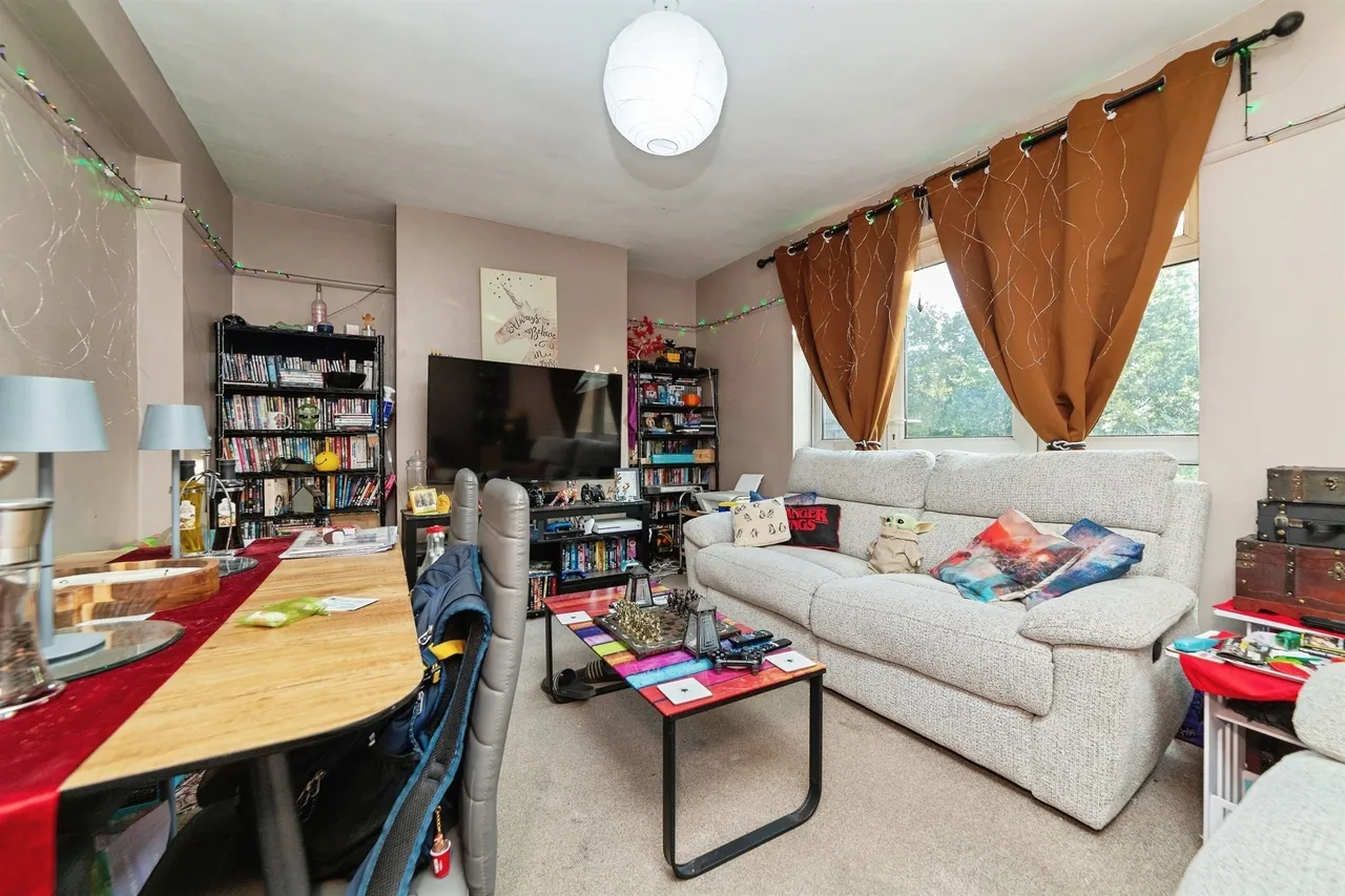 Hutton Close, Hertford, SG14, photo 4