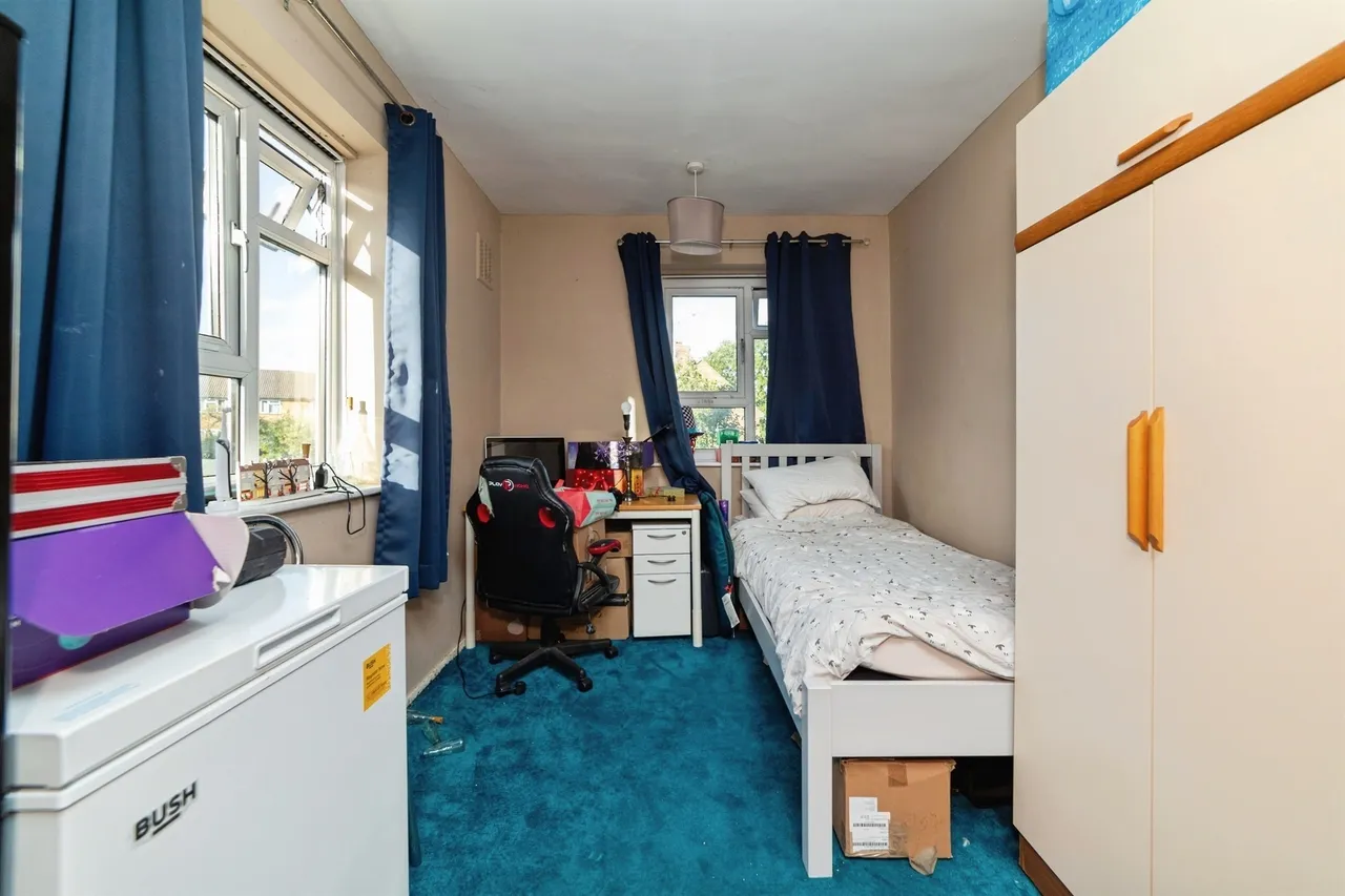 Hutton Close, Hertford, SG14, photo 7