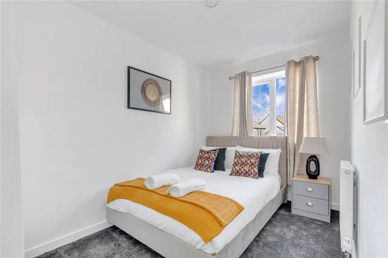 Whitecliff, Ebbsfleet Valley, DA10, photo 10