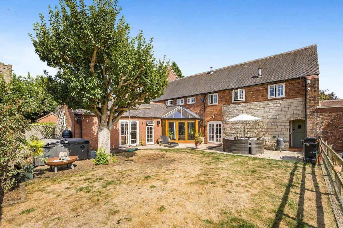 Church Road, Shackerstone, CV13, photo 28