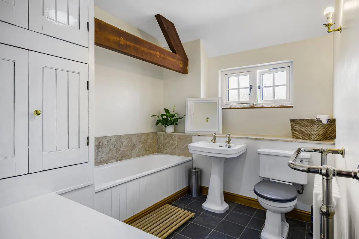 Church Road, Shackerstone, CV13, photo 22