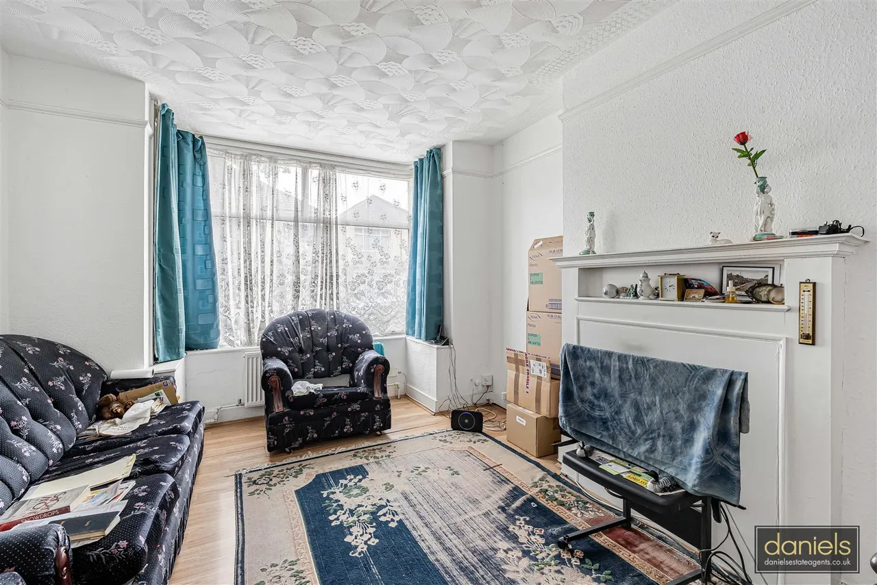Beaumont Avenue, Wembley, HA0, photo 2