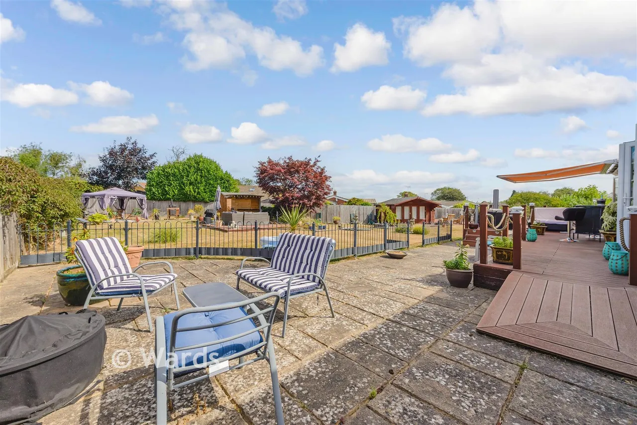 Woodland Close, New Barn, DA3, photo 12