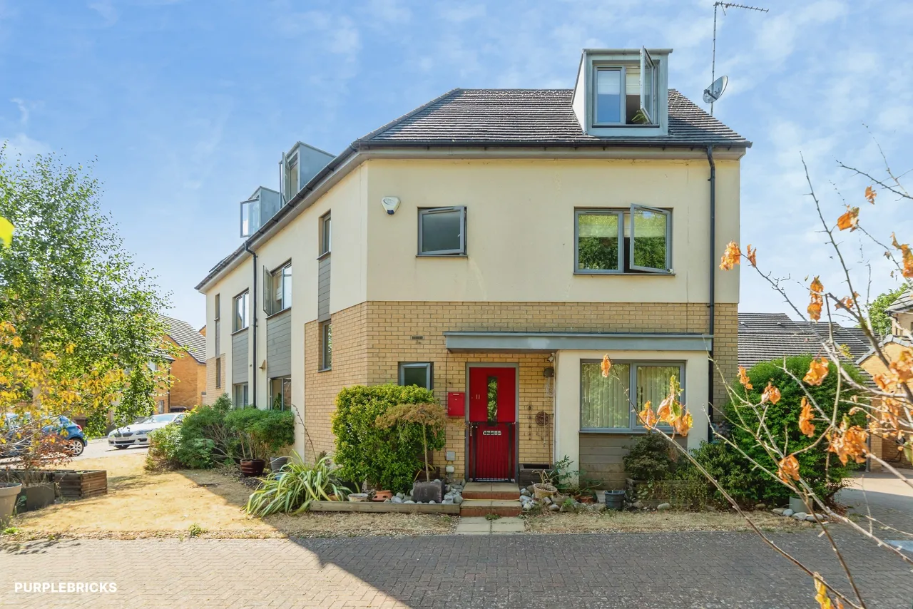 5 bed house for sale, Monarch Rise, Stevenage, SG1