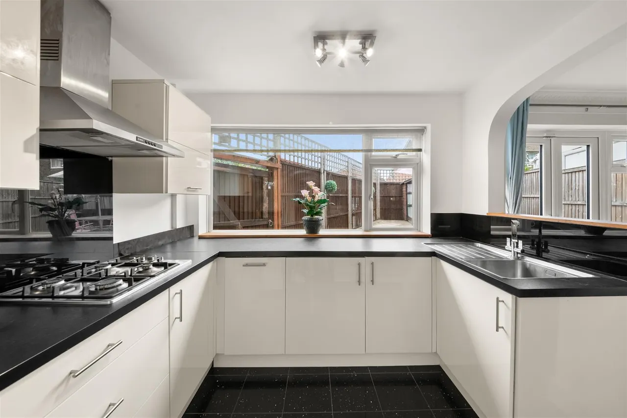 Honey Hill, Hillingdon, photo 8