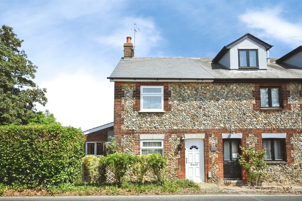 3 bed house for sale, Radwinter Road, Saffron Walden, CB10