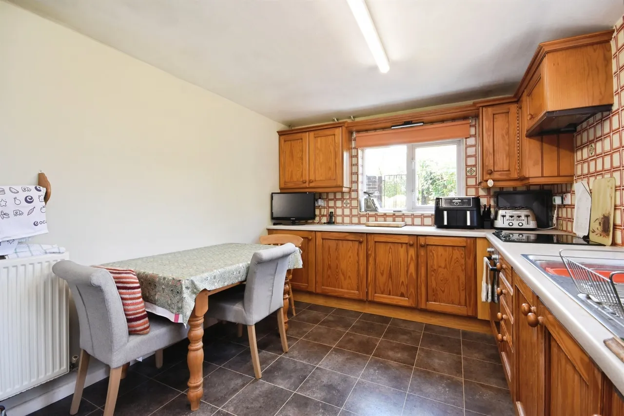 Radwinter Road, Saffron Walden, CB10, photo 3