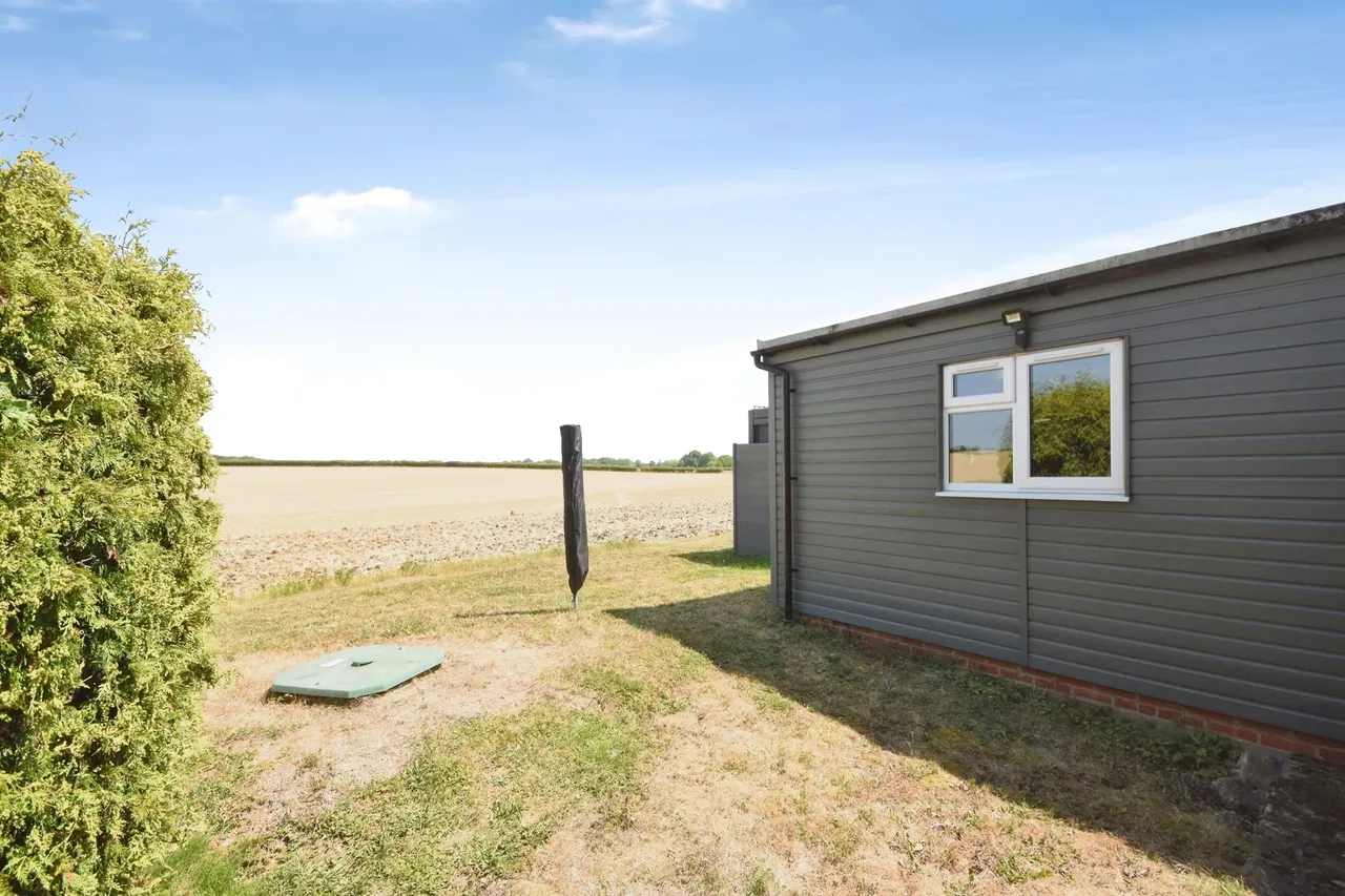 Radwinter Road, Saffron Walden, CB10, photo 5