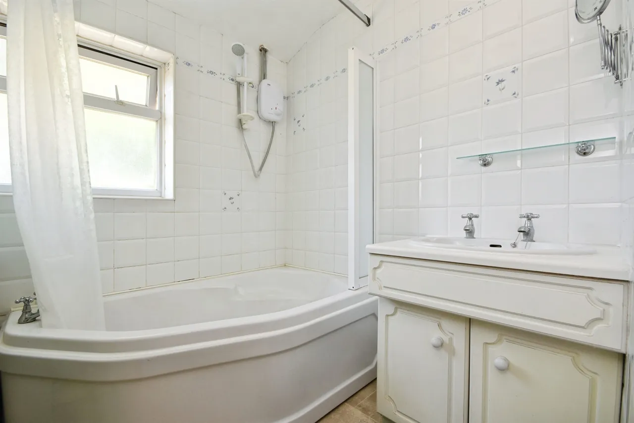 Radwinter Road, Saffron Walden, CB10, photo 11