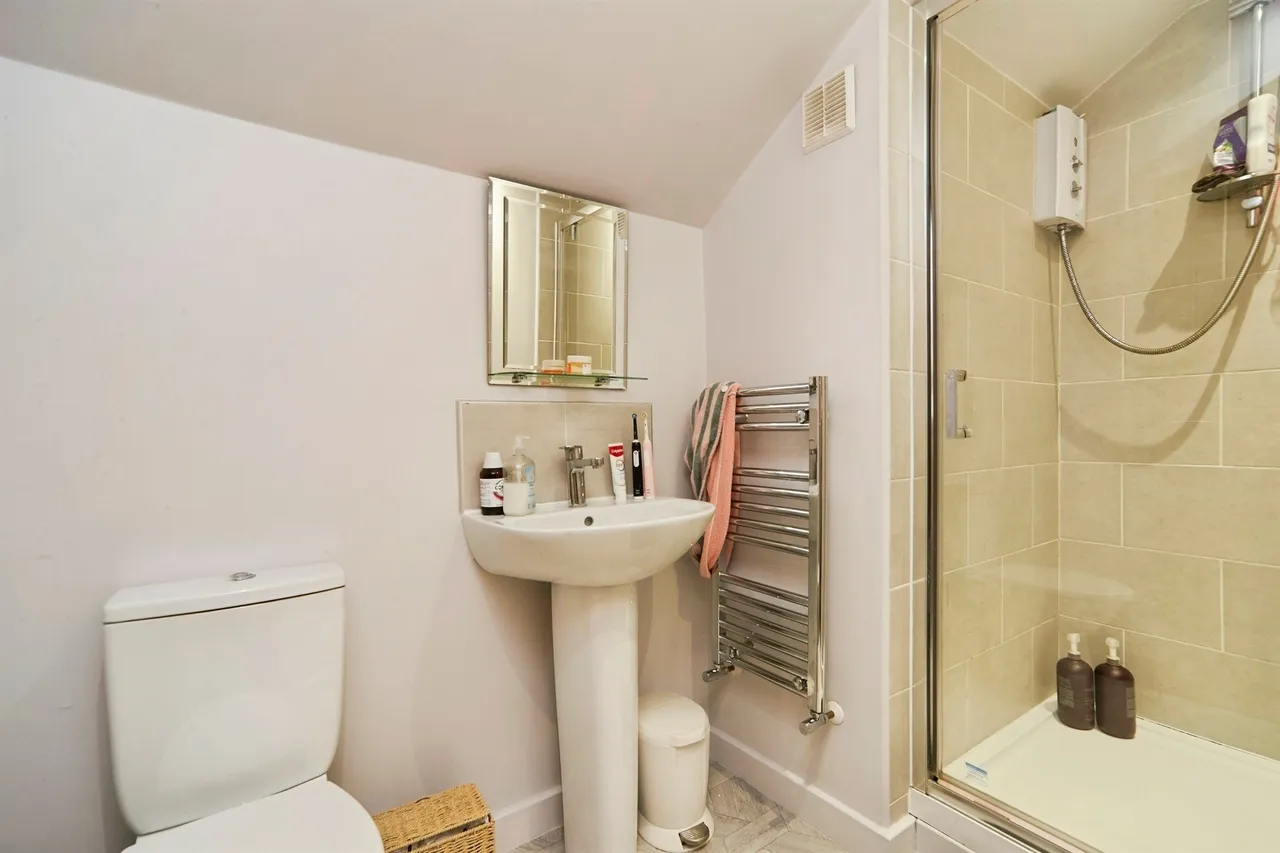 Southlands Grove West, Riddlesden, BD20, photo 12