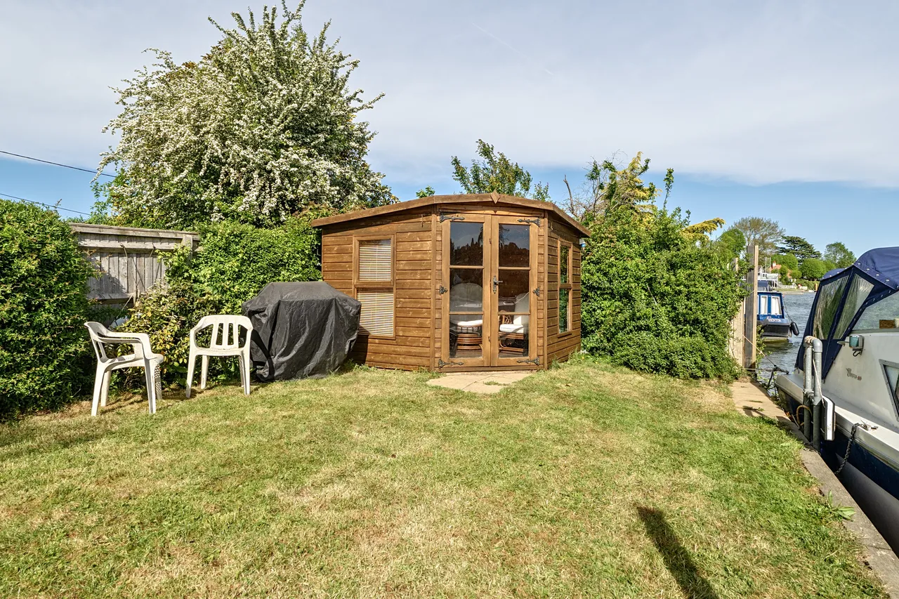 Riverside, Bourne End, SL8, photo 9