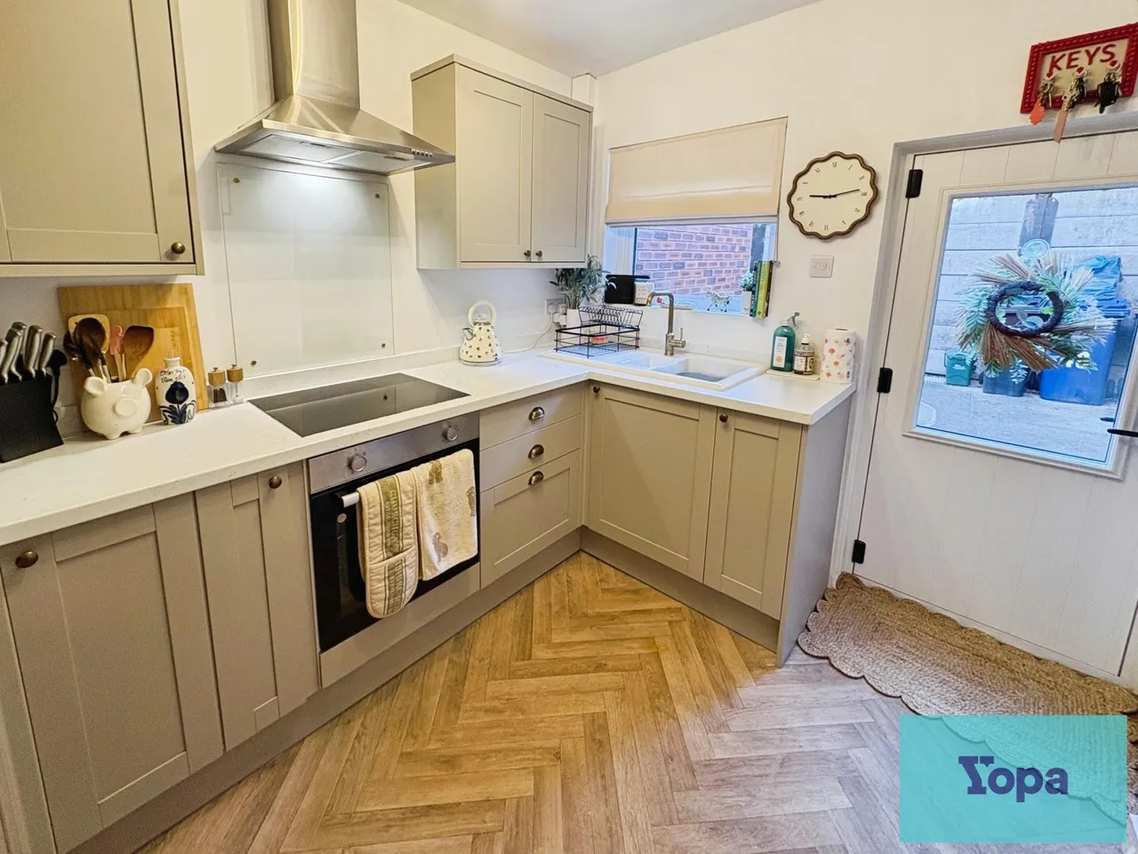 Balance Hill, Uttoxeter, ST14, photo 3