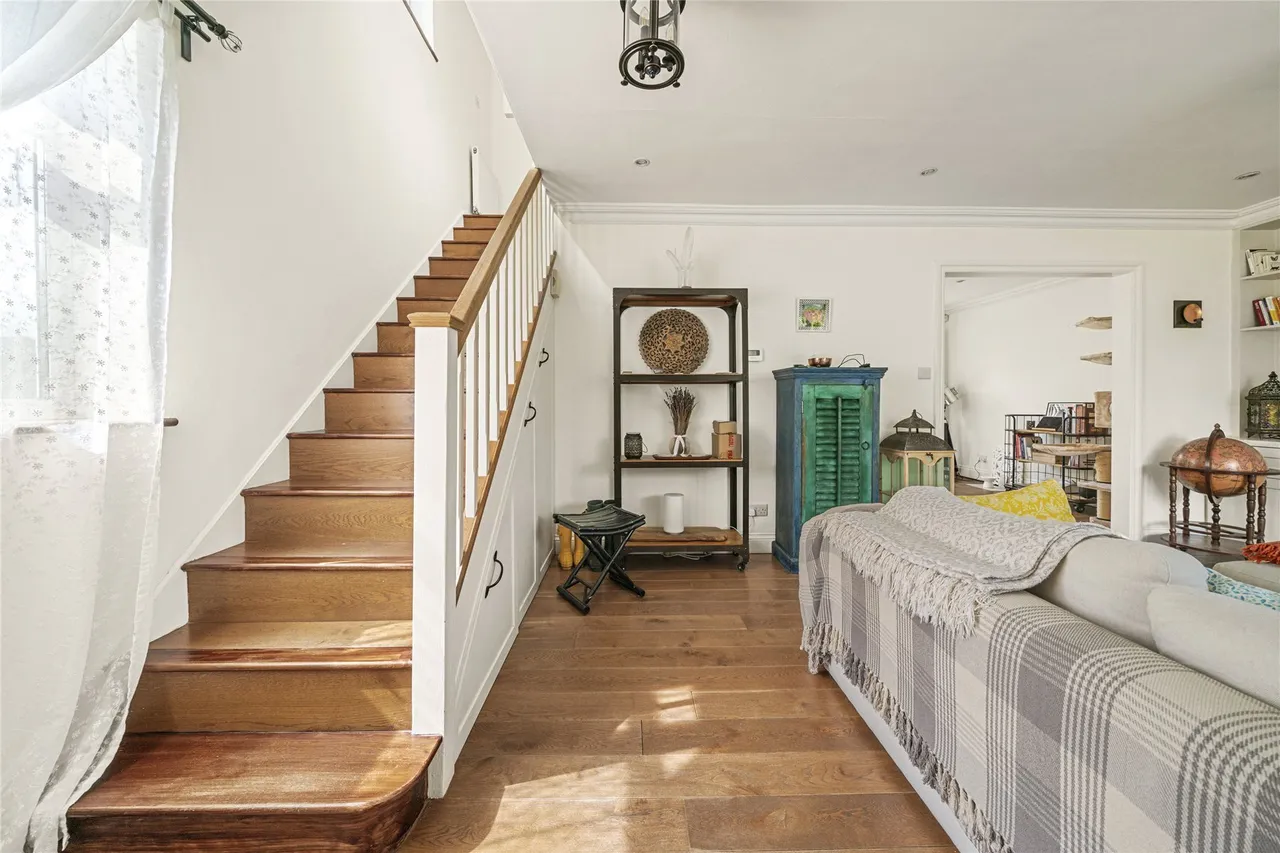 Langbourne Way, Claygate, KT10, photo 7