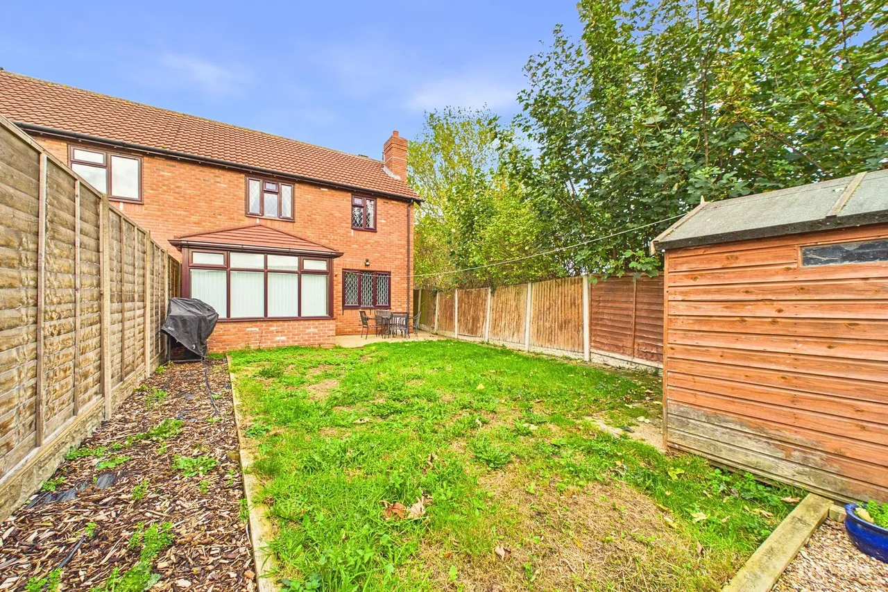 Hedgerow Close, Barrow-upon-Humber, DN19, photo 23