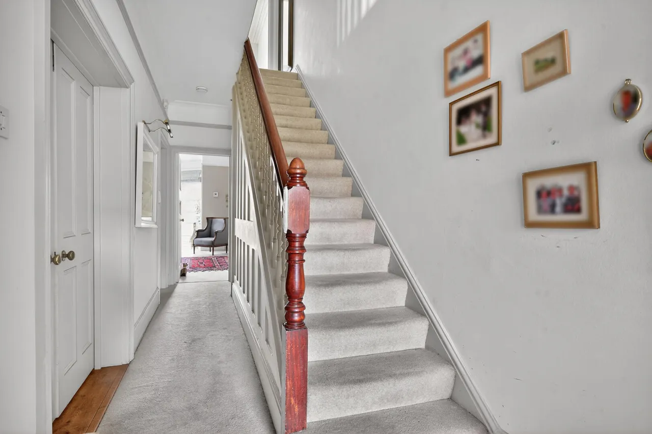 The Breach, Devizes, SN10, photo 12
