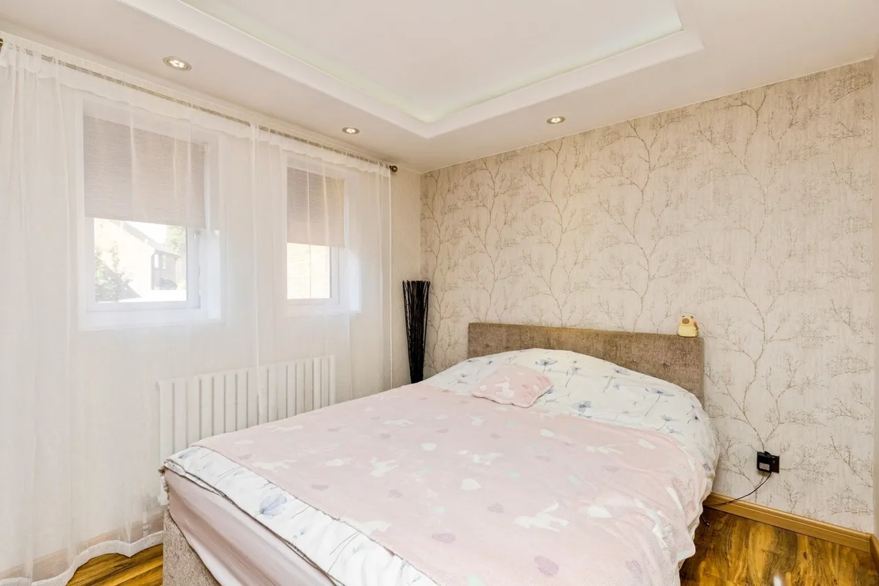 Oakapple Close, Crawley, RH11, photo 8