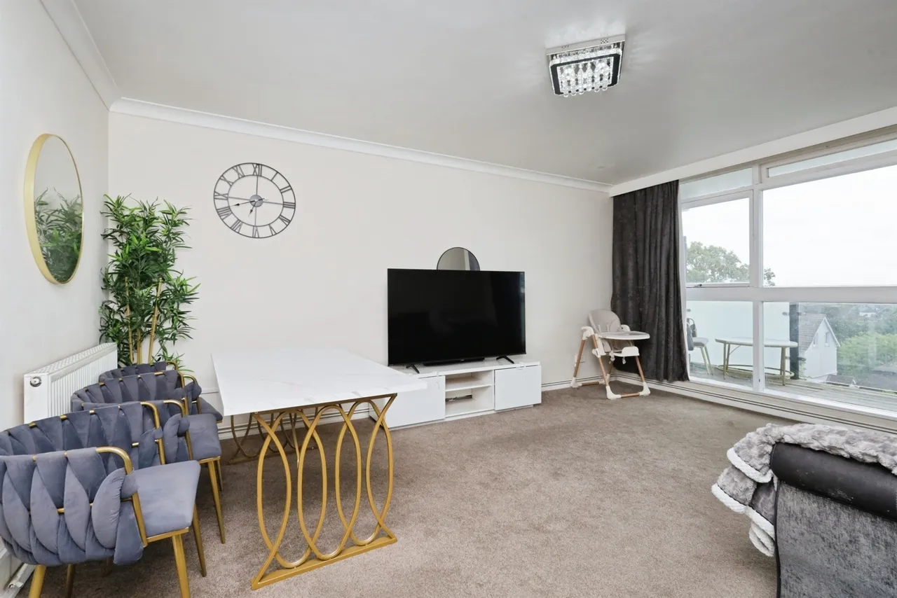 Arundel Road, Eastbourne, photo 2